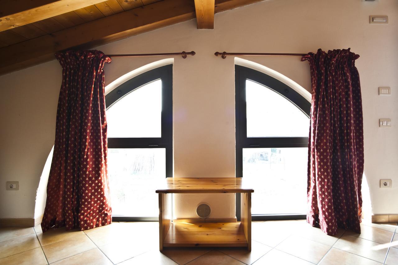 Agriturismo Le Sigalette Salionze Екстер'єр фото